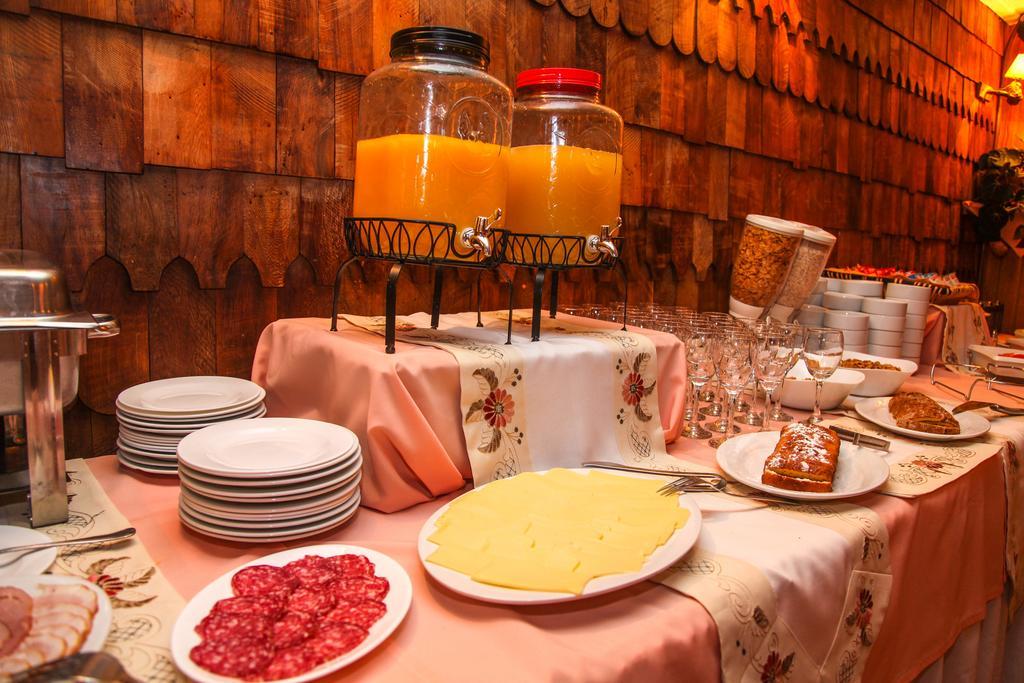 Hosteria Pehoe Торрес-дель-Пайне Экстерьер фото