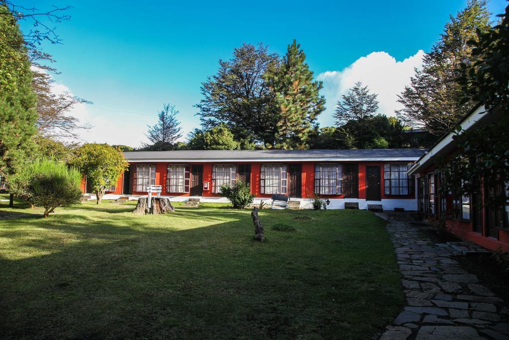 Hosteria Pehoe Торрес-дель-Пайне Экстерьер фото