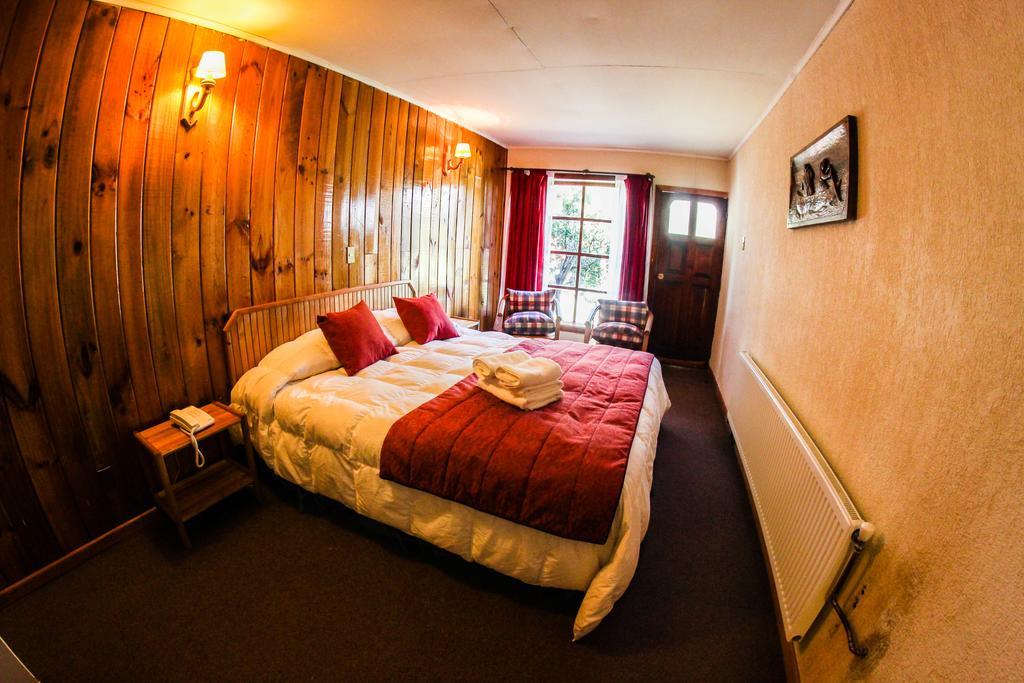Hosteria Pehoe Торрес-дель-Пайне Экстерьер фото