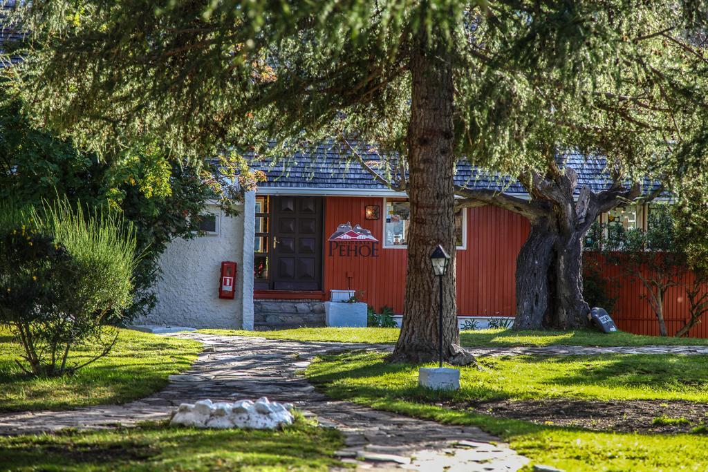 Hosteria Pehoe Торрес-дель-Пайне Экстерьер фото