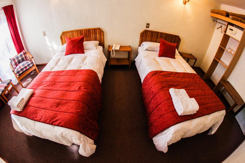 Hosteria Pehoe Торрес-дель-Пайне Экстерьер фото
