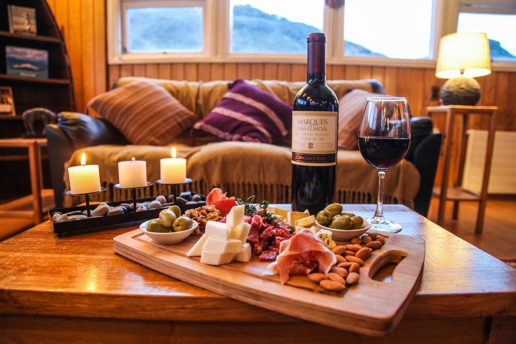 Hosteria Pehoe Торрес-дель-Пайне Экстерьер фото